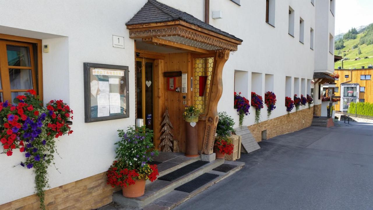 Hotel Nassereinerhof Санкт-Антон-ам-Арльберг Экстерьер фото